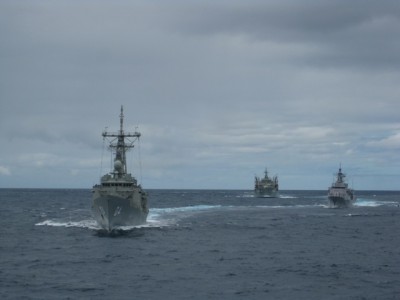 HMAS Darin, HMAS Sirius and HMNZS Te Mana